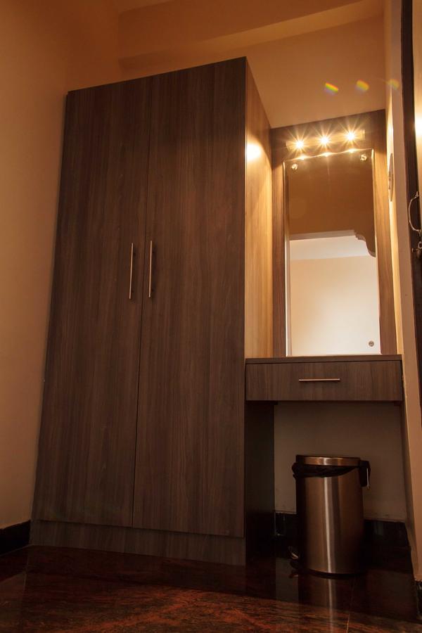 Hotel Sri Hayagriva Tiruchirappalli Bilik gambar